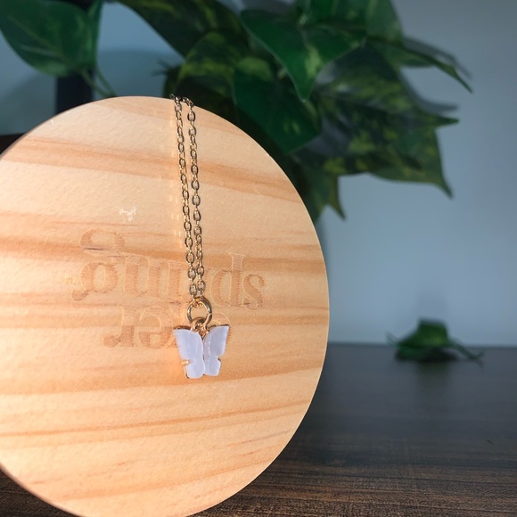 Brandy Melville Jewelry - White butterfly necklace:
